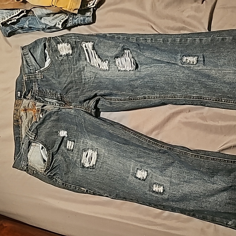 Jeans